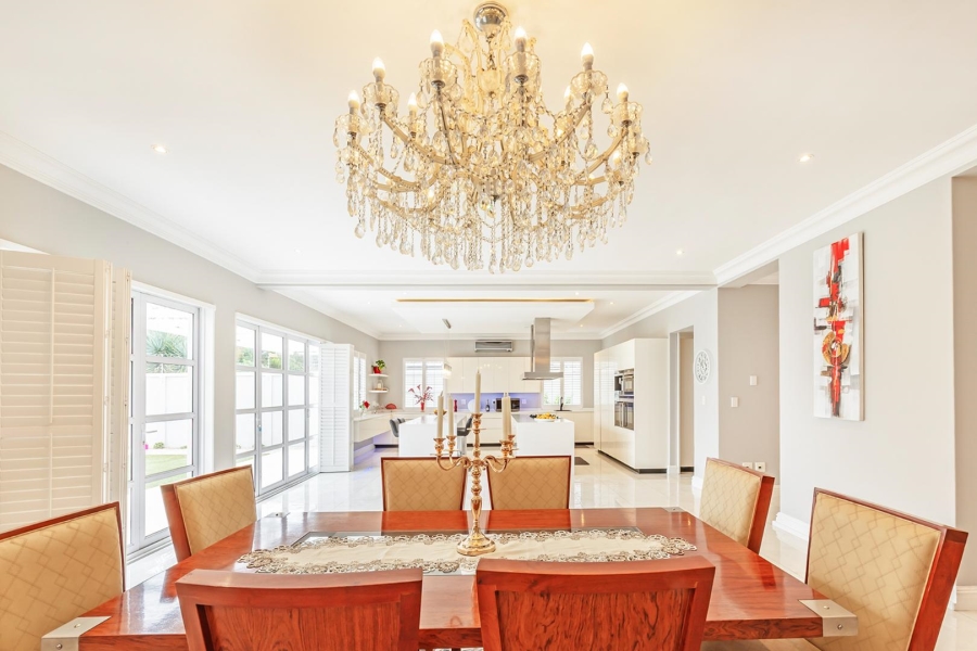 7 Bedroom Property for Sale in Flamingo Vlei Western Cape
